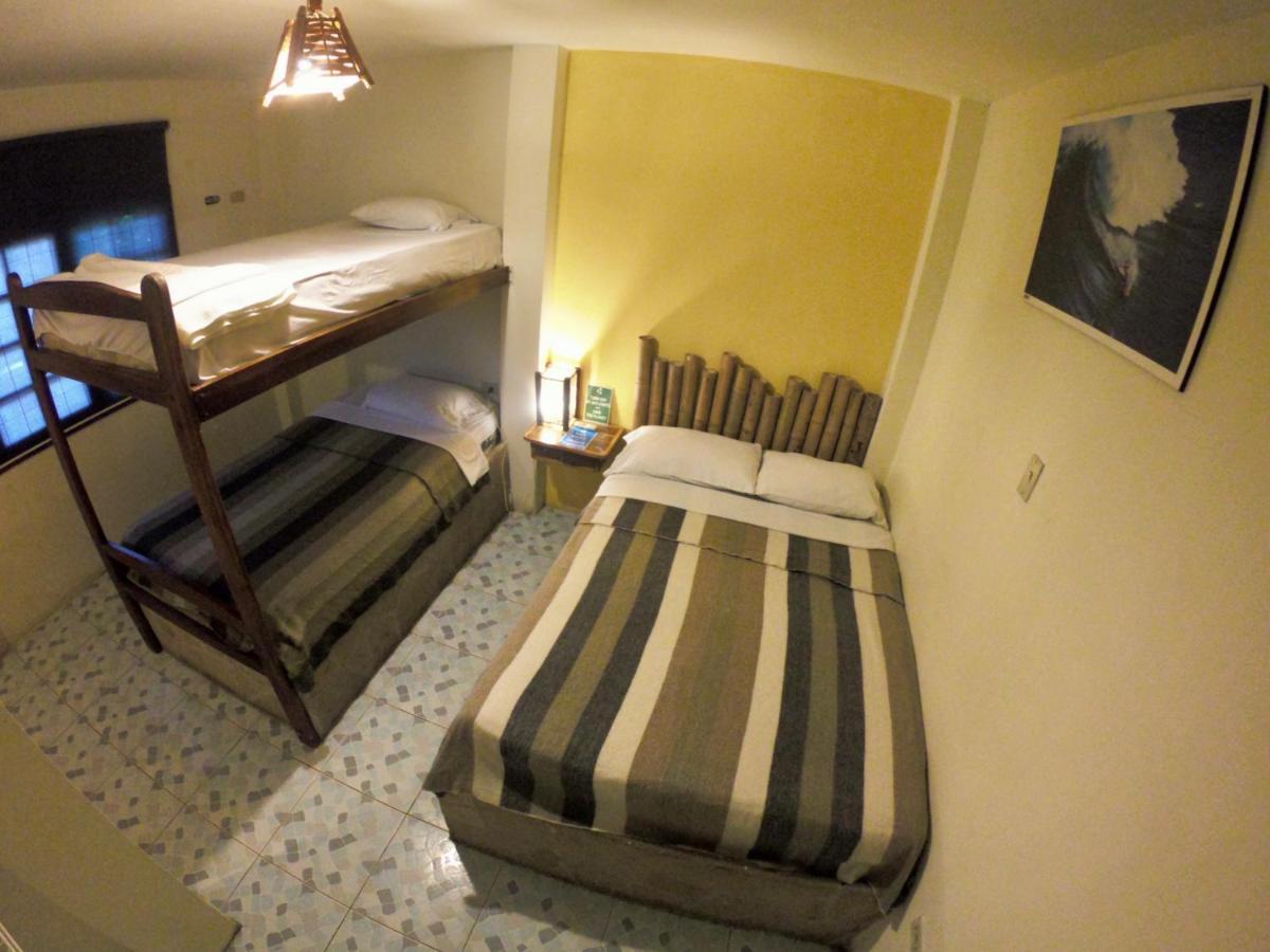 Hostal Moai Montanita Bagian luar foto