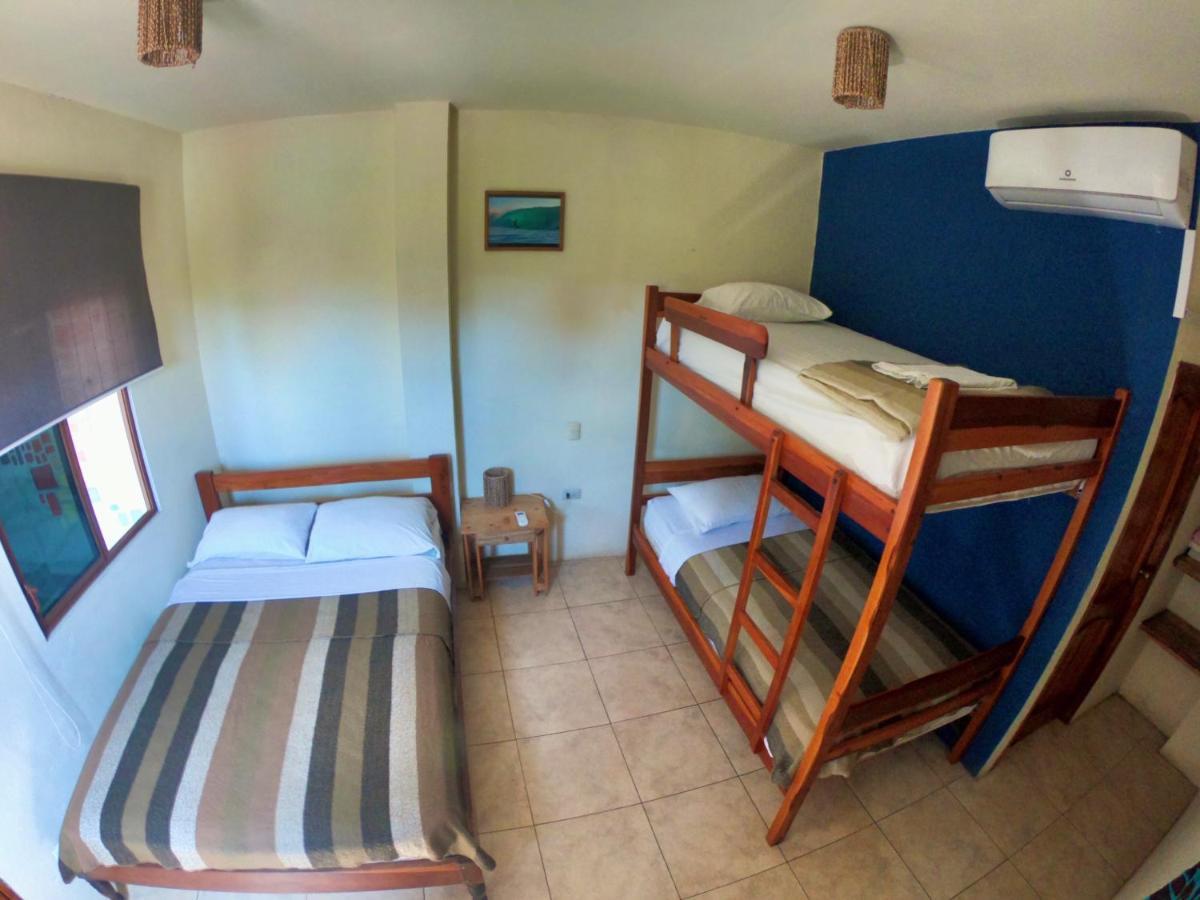 Hostal Moai Montanita Bagian luar foto