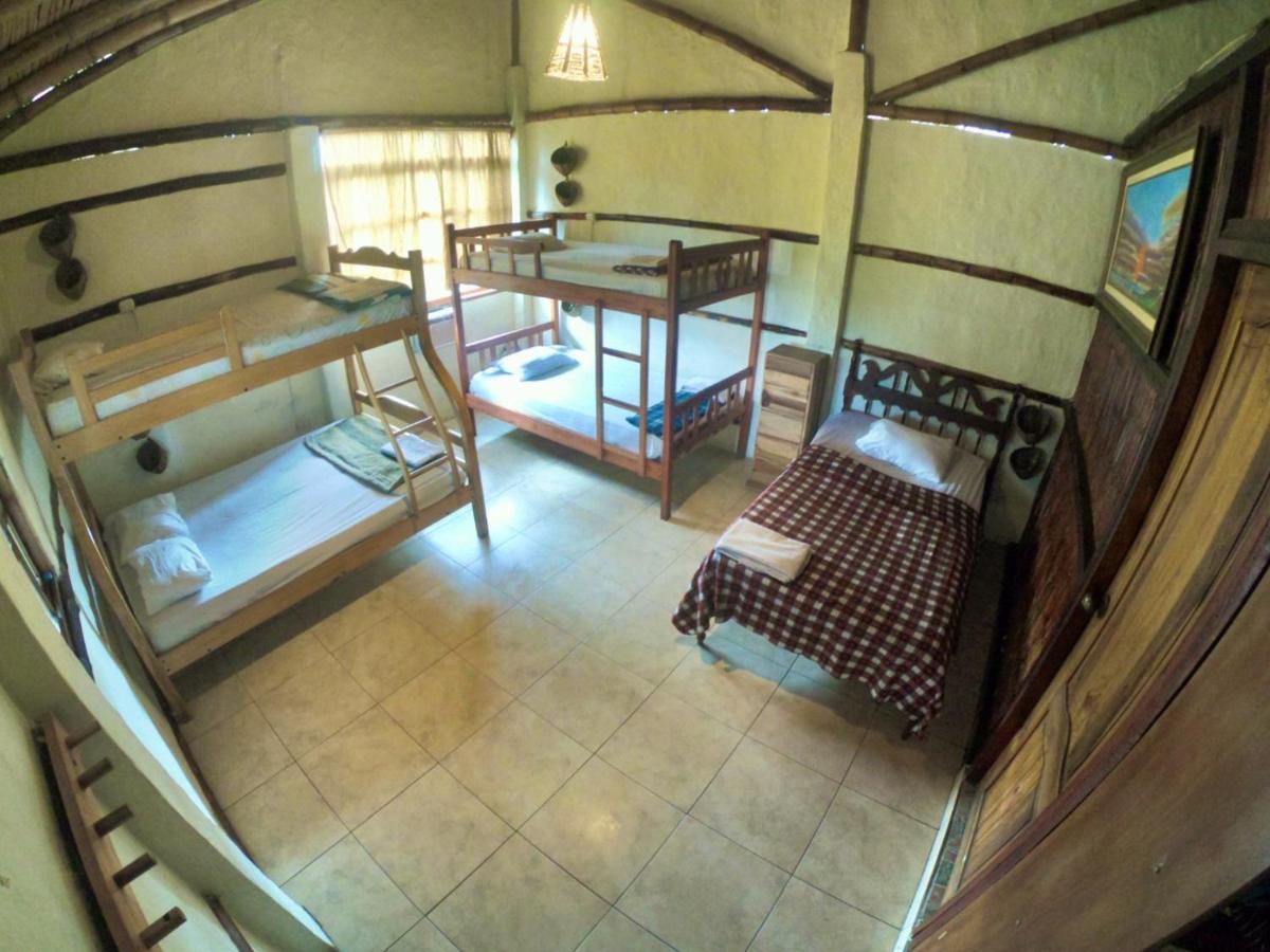 Hostal Moai Montanita Bagian luar foto