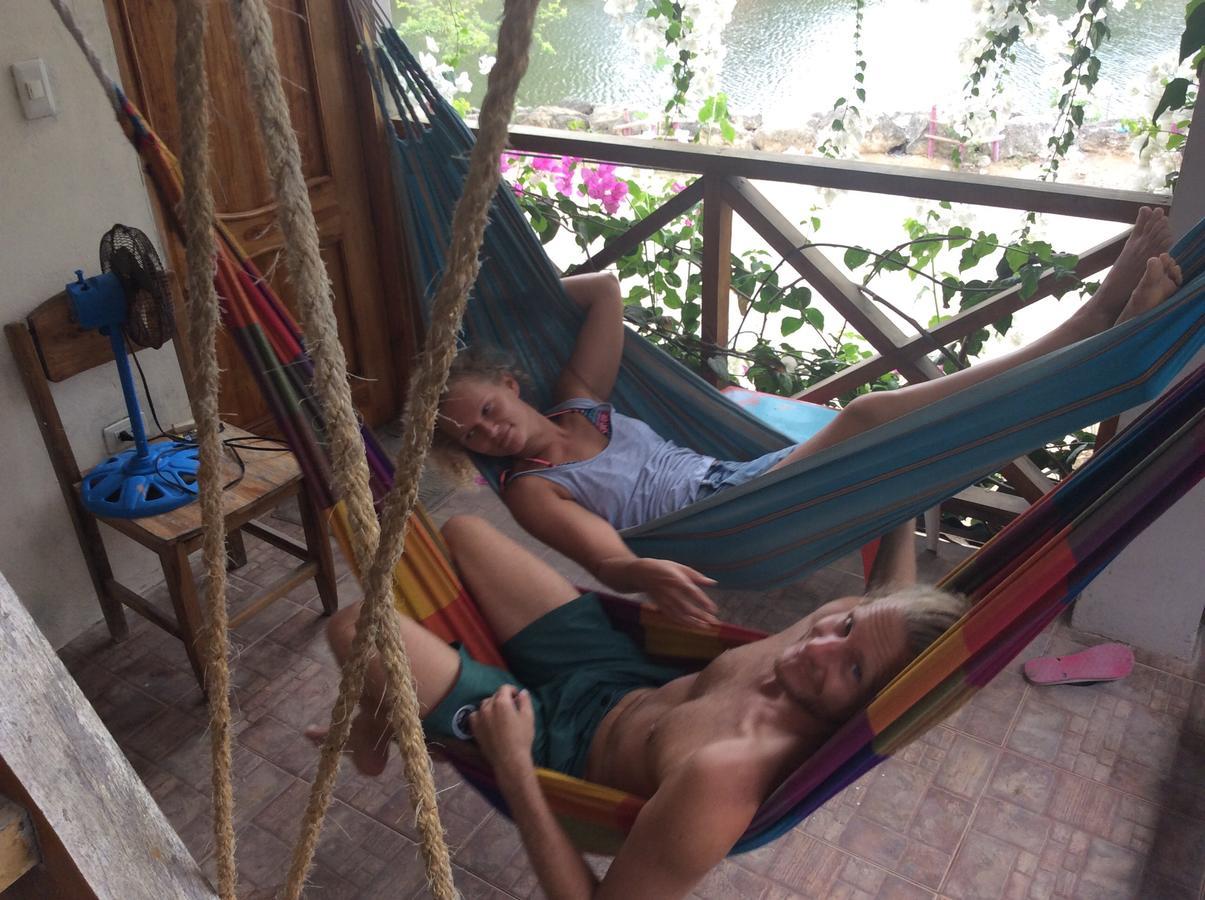Hostal Moai Montanita Bagian luar foto